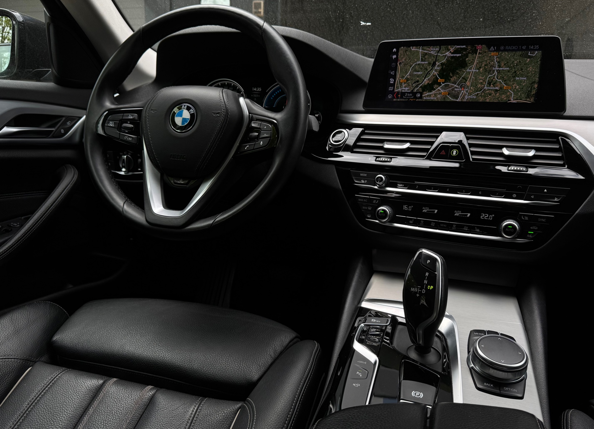 Foto van BMW 530e Iperformance