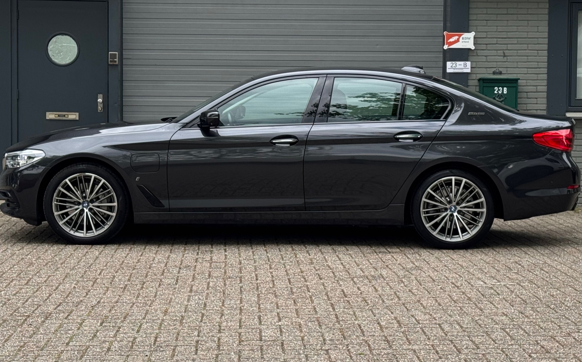Foto van BMW 530e Iperformance