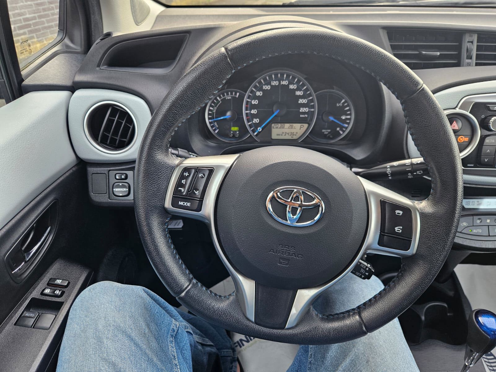 Foto van Toyota Toyota Yaris Hybrid