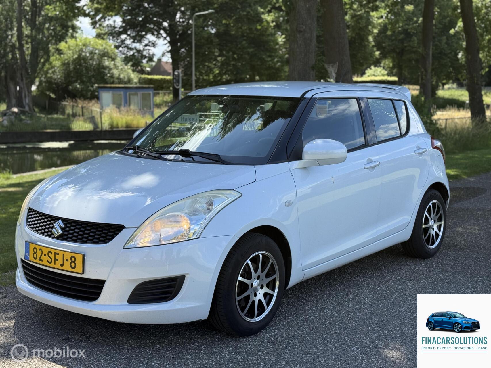 Foto van SUZUKI SWIFT