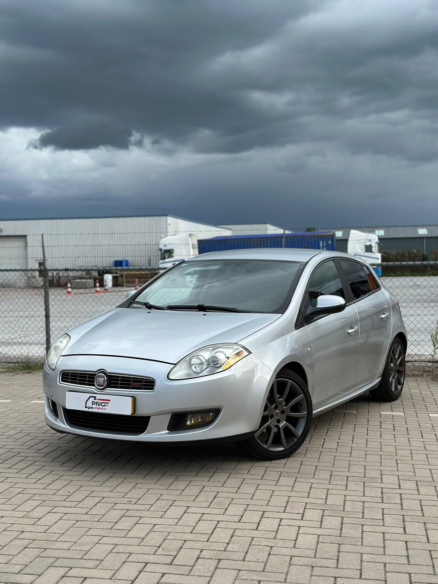 Fiat Fiat Bravo 1.4 T-Jet Sport CRUISE - CARPLAY - 150PK 2010 - voorkant