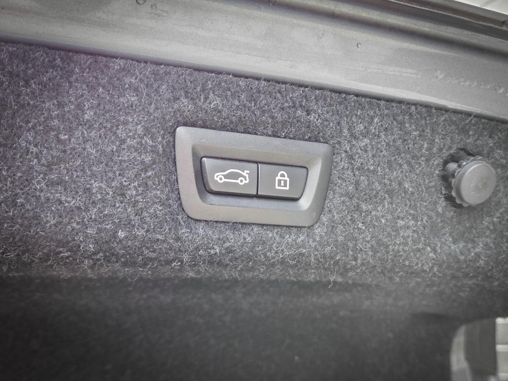Foto van BMW M550i xDrive