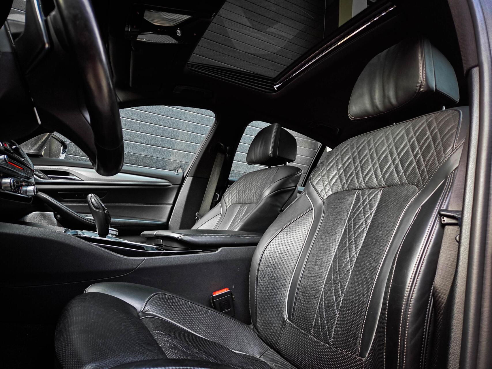 Foto van BMW M550i xDrive