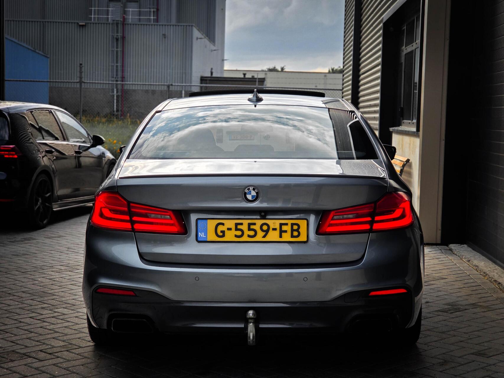 Foto van BMW M550i xDrive