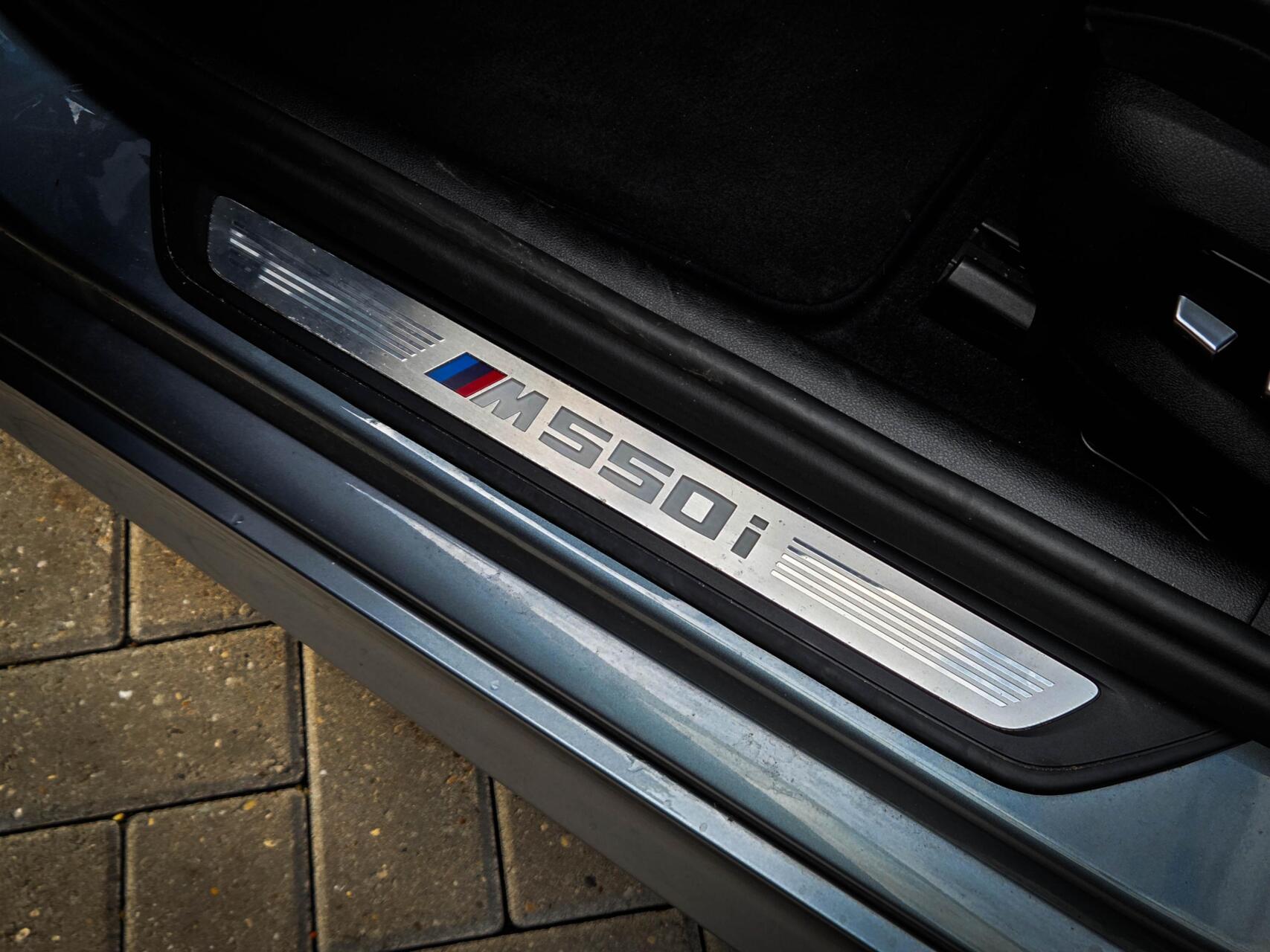 Foto van BMW M550i xDrive