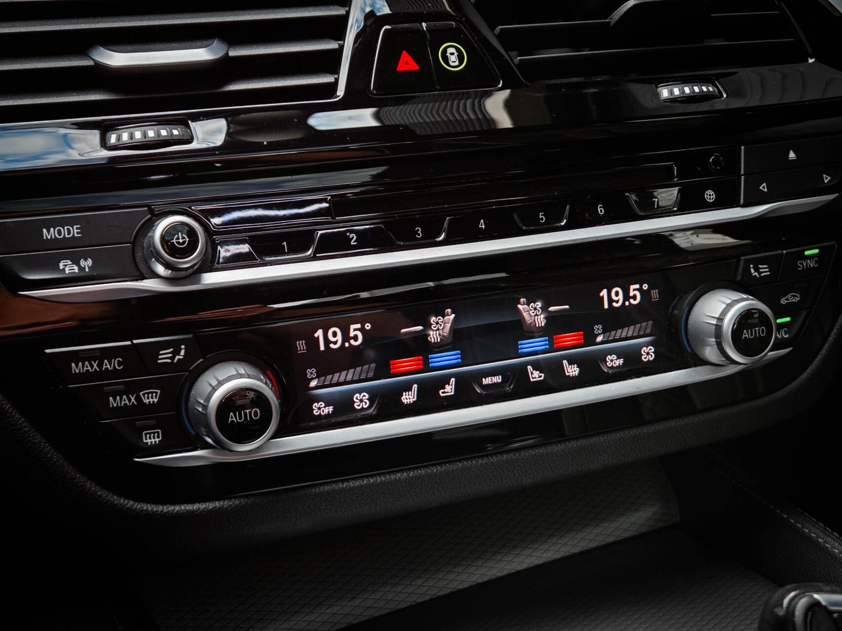 Foto van BMW M550i xDrive