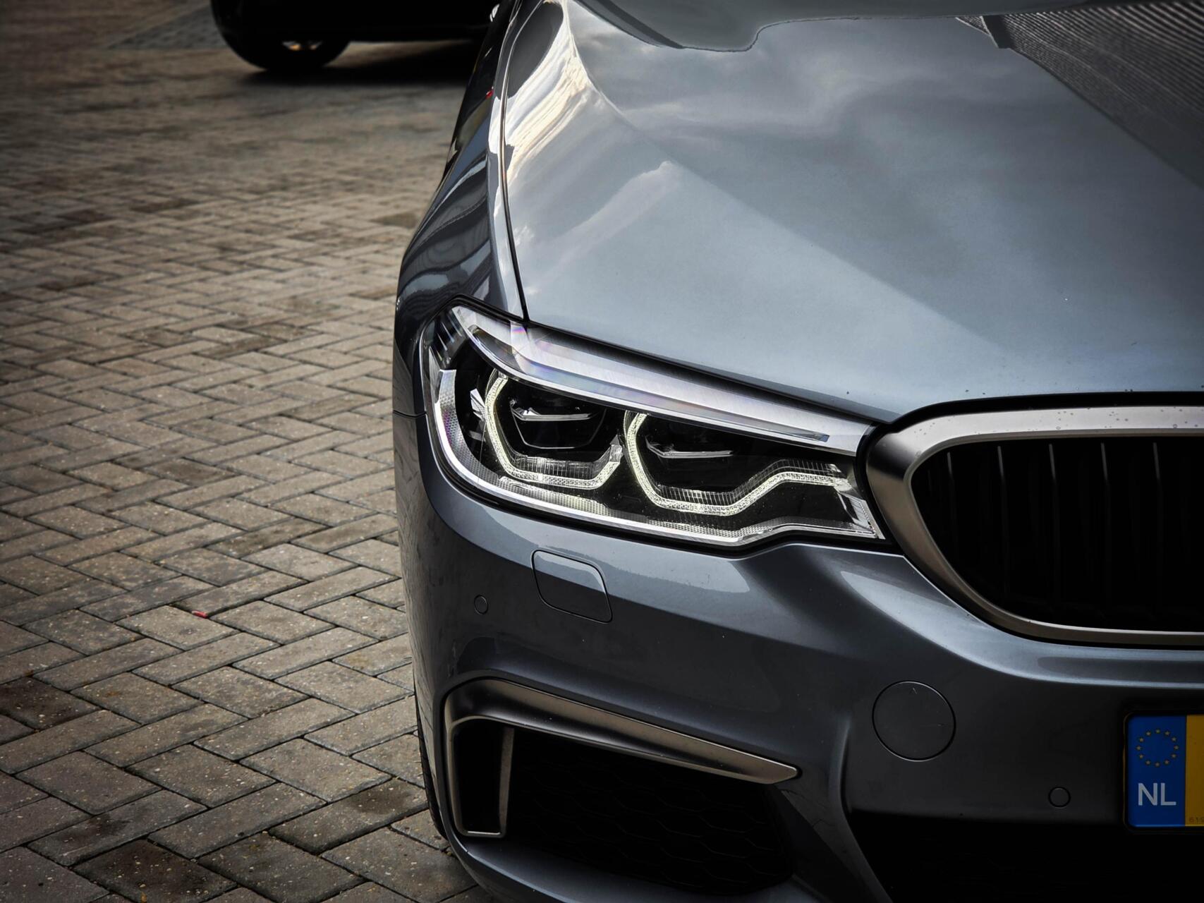 Foto van BMW M550i xDrive