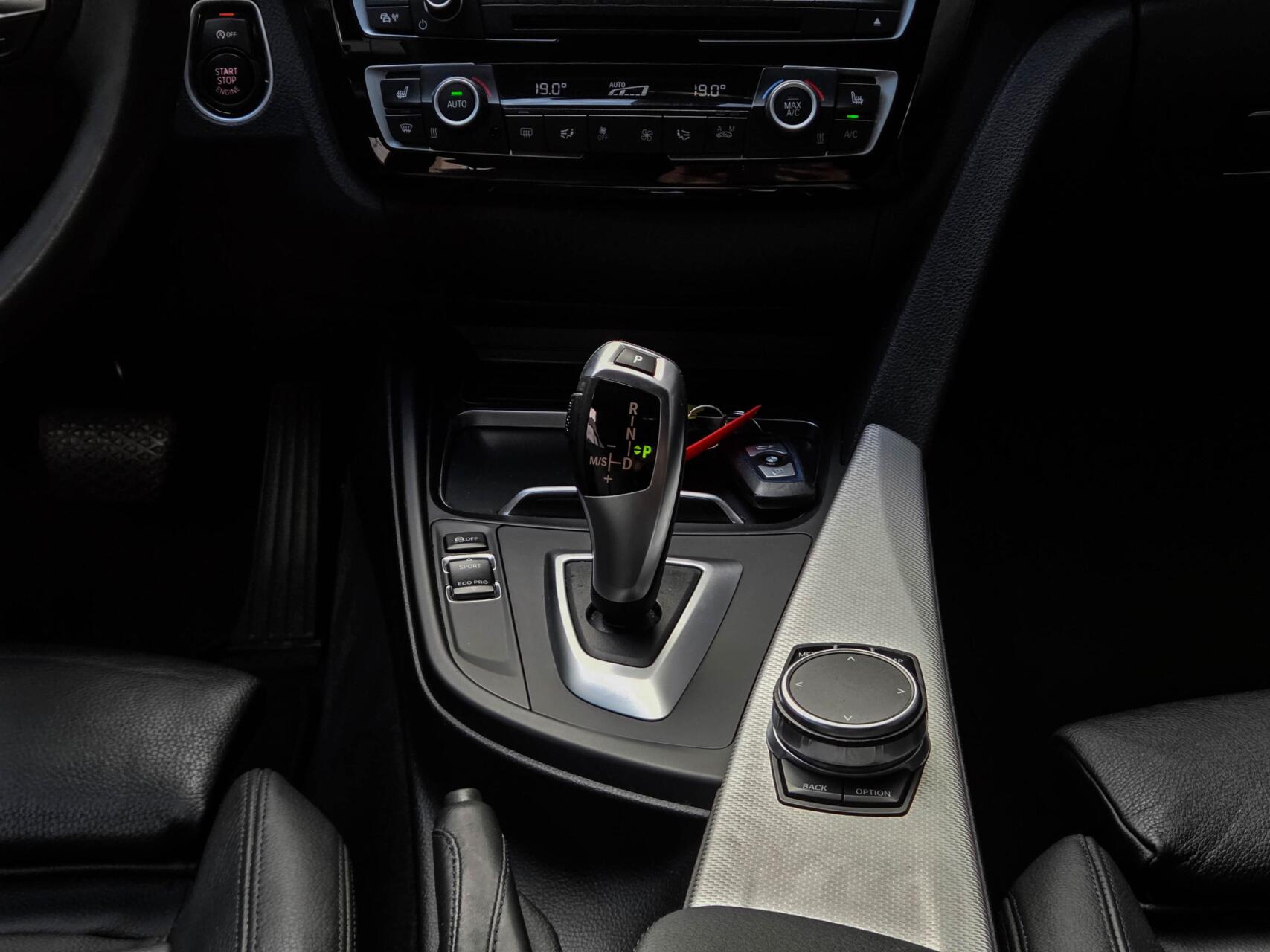 Foto van BMW 318i