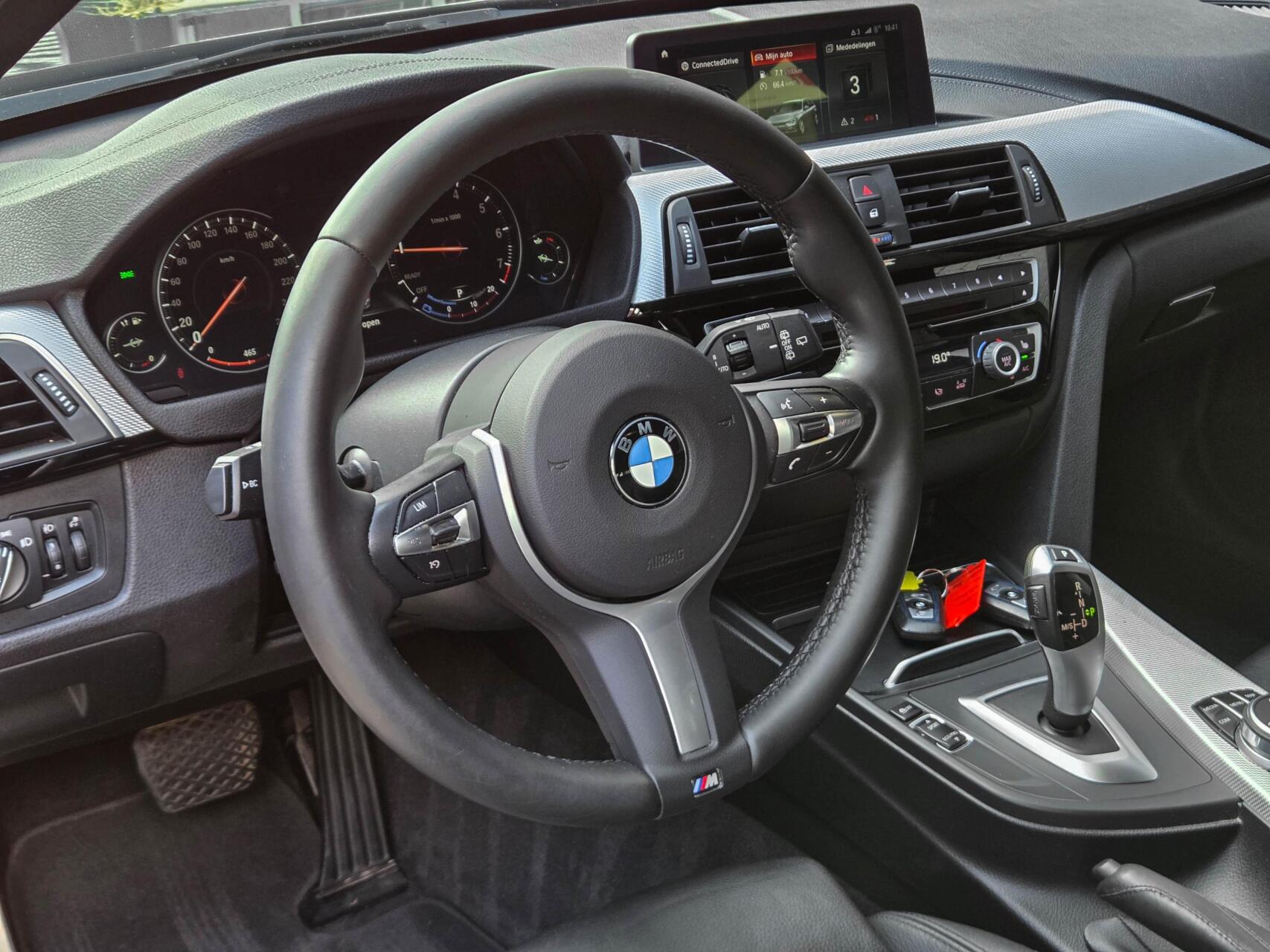 Foto van BMW 318i