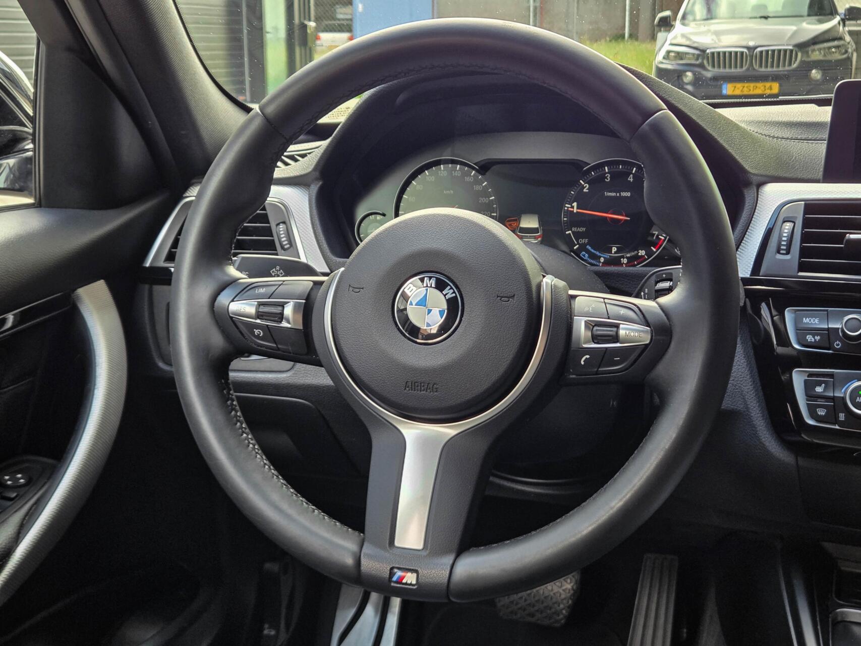 Foto van BMW 318i