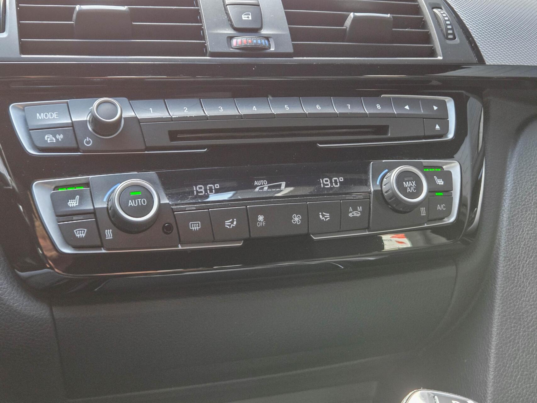 Foto van BMW 318i