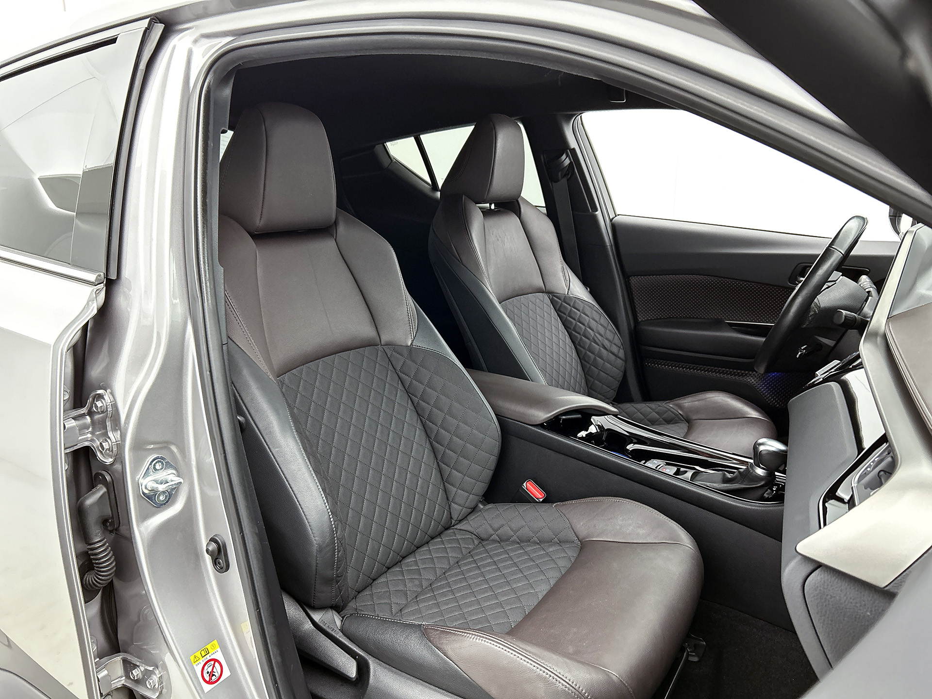 Foto van Toyota C-hr