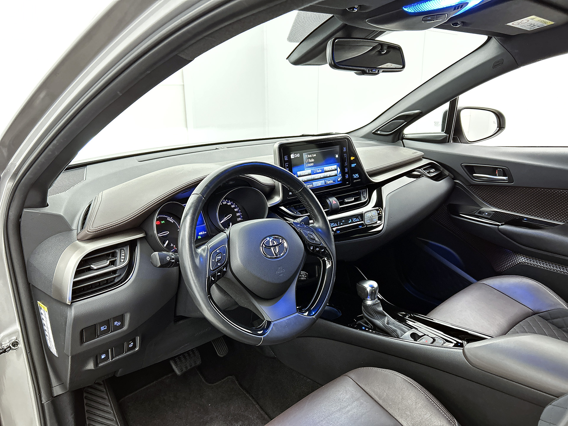 Foto van Toyota C-hr
