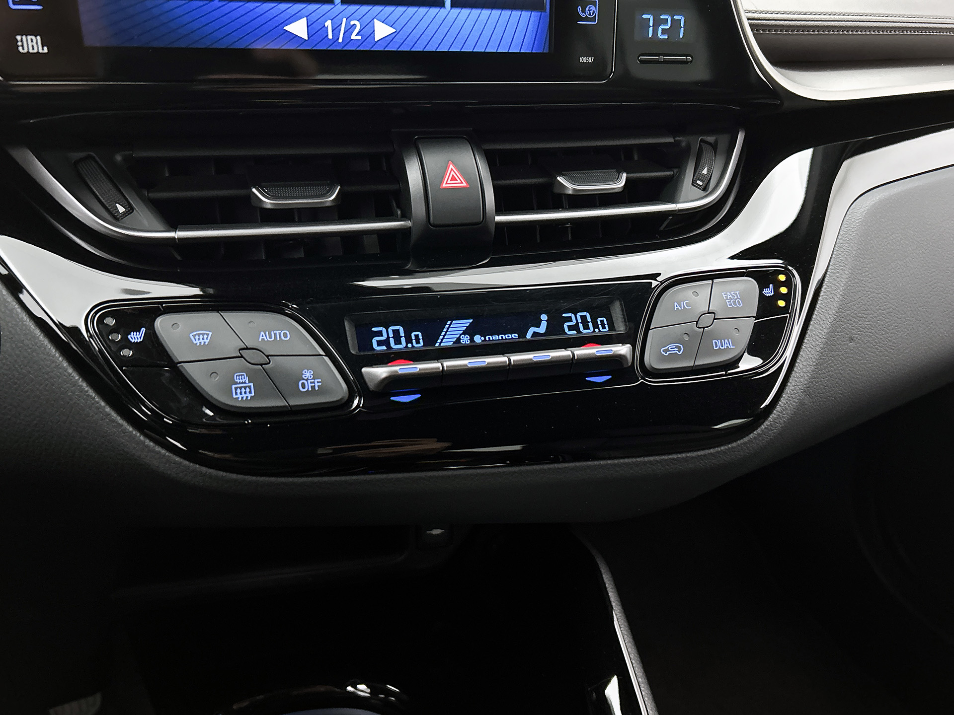 Foto van Toyota C-hr