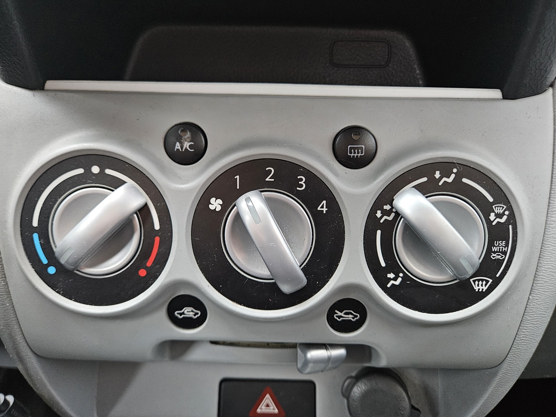 Foto van Nissan Pixo