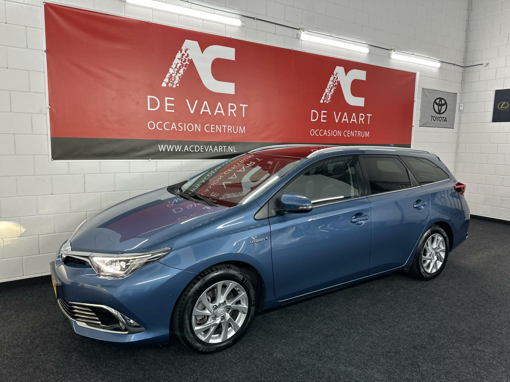 Toyota Auris 1.8 Hybrid Lease Pro - VERKOCHT! 2015 - voorkant