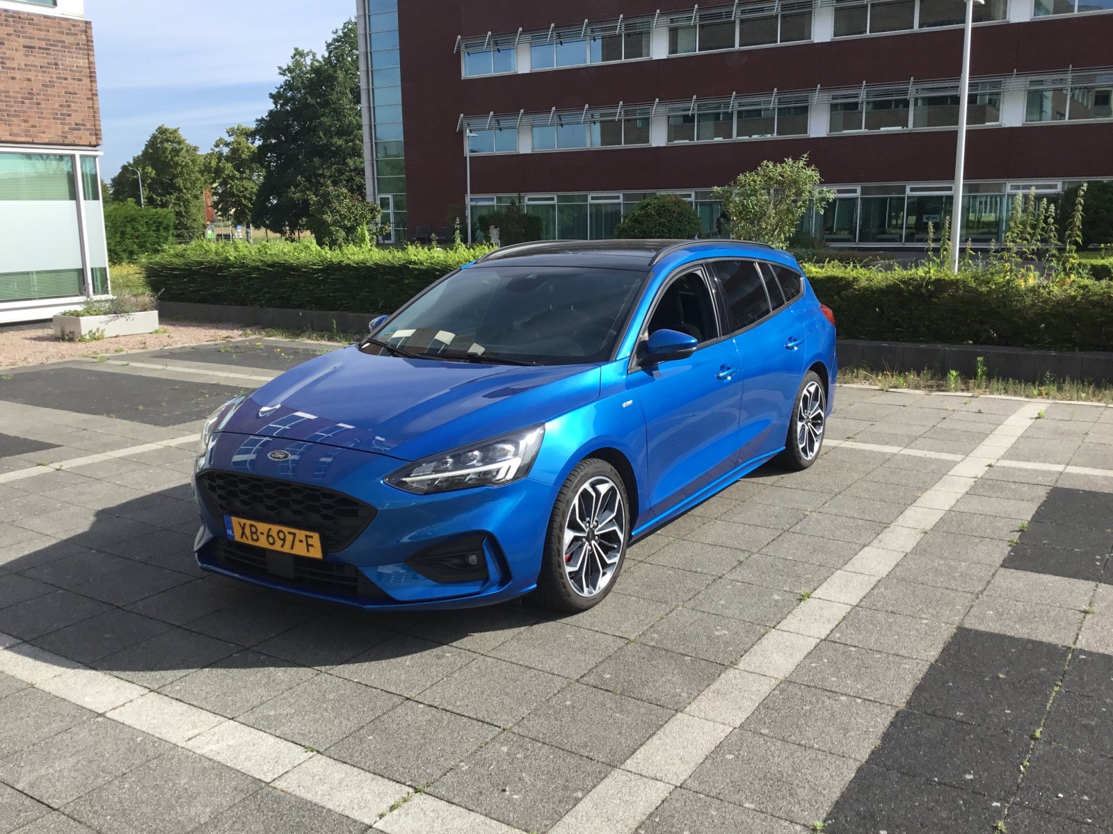 Ford Focus Wagon 1.0 EcoB. ST L. Bns 2019 - voorkant