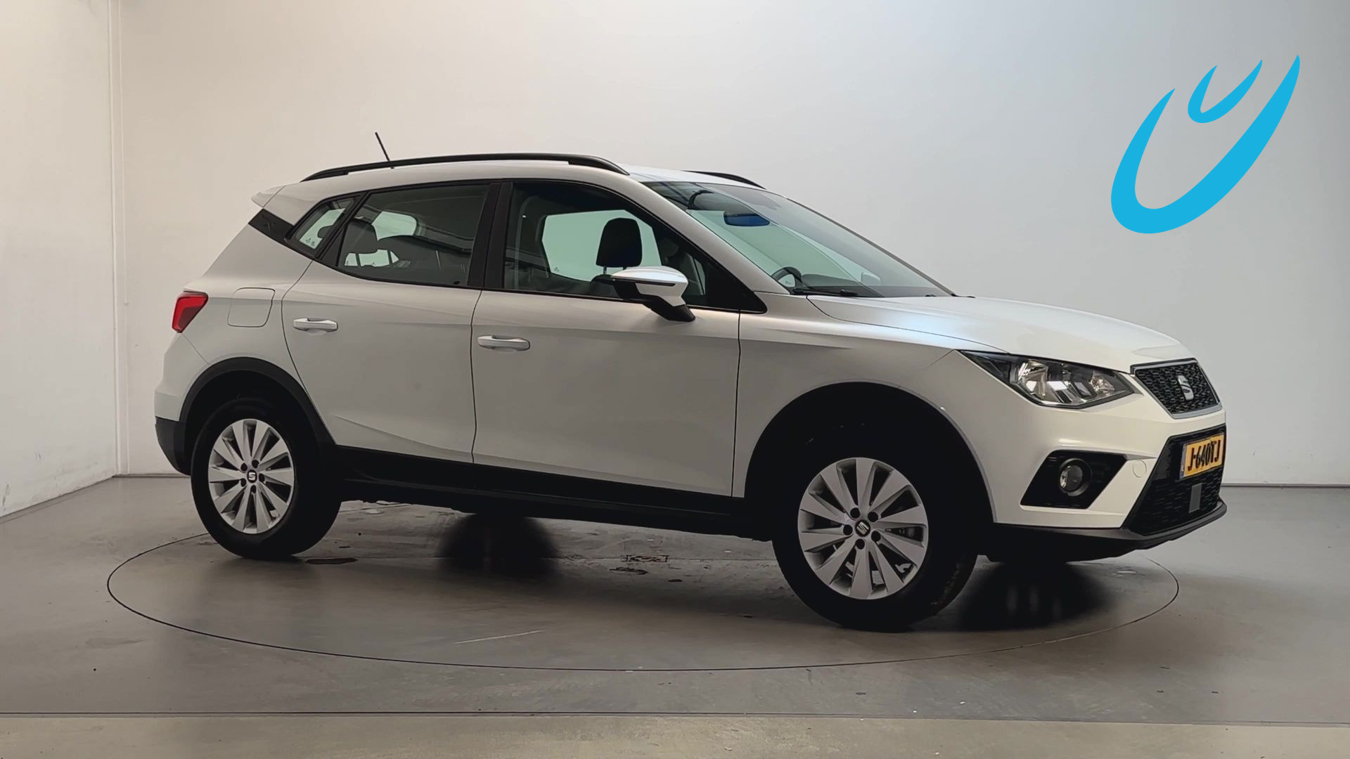 Seat Arona 1.0 TSI Xcellence Climate Control Parkeersensoren Trekhaak App Connect 2018 - voorkant