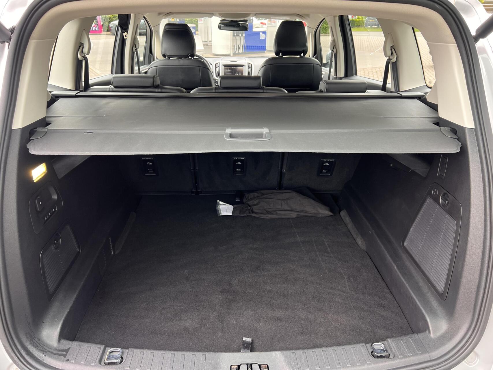 Foto van Ford S-max
