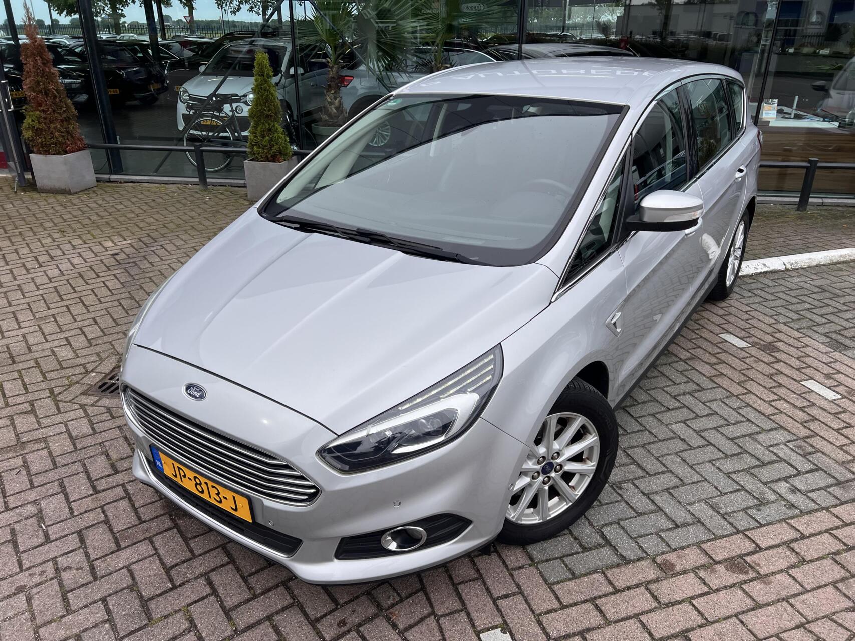 Foto van Ford S-max