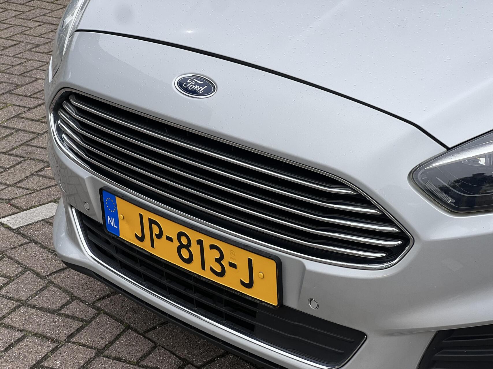 Foto van Ford S-max