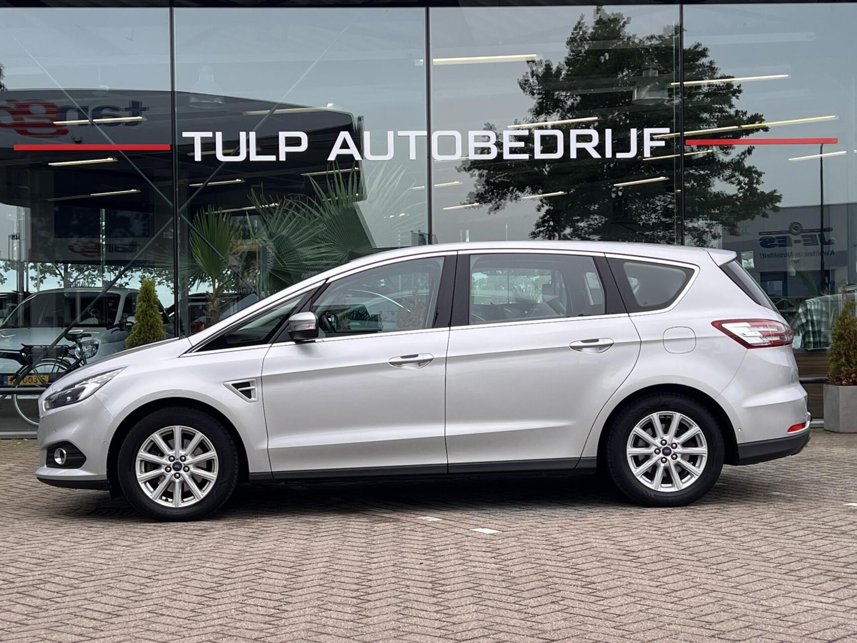 Foto van Ford S-max