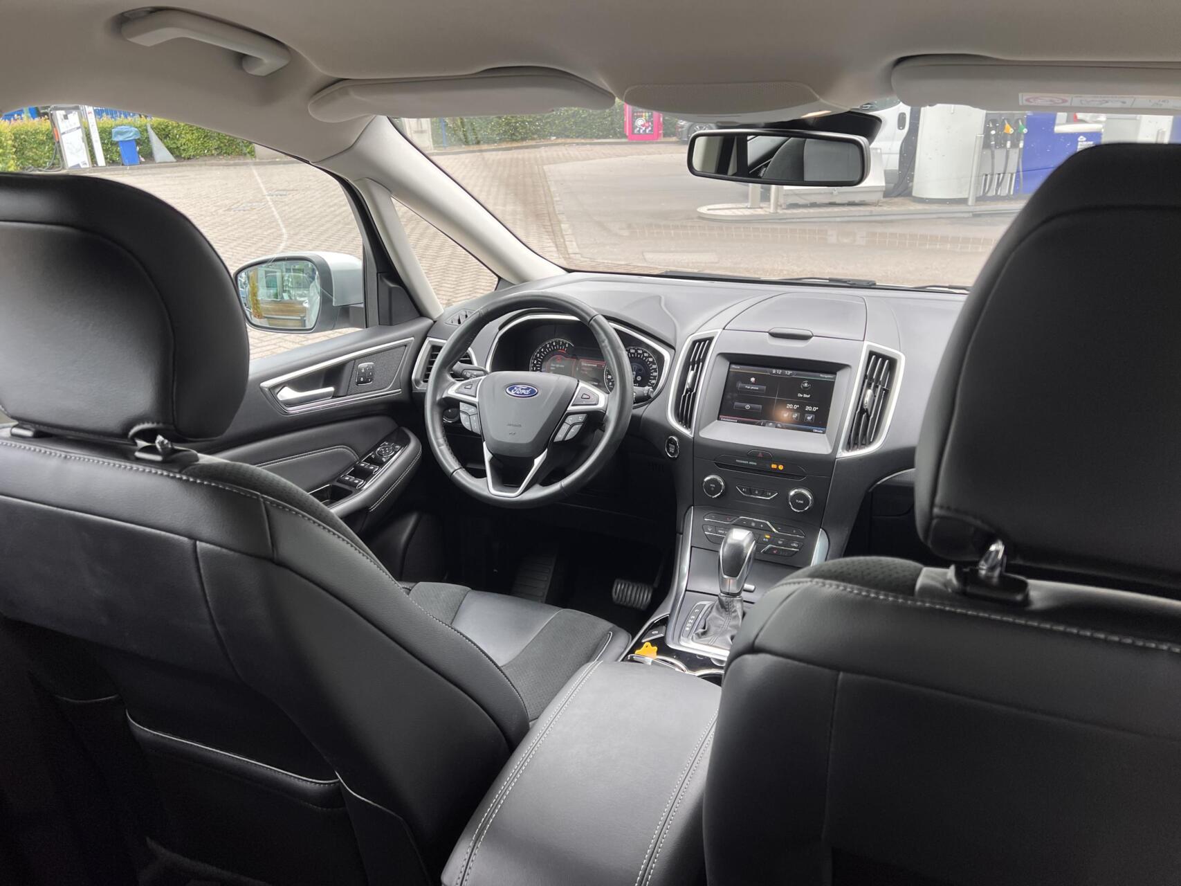 Foto van Ford S-max