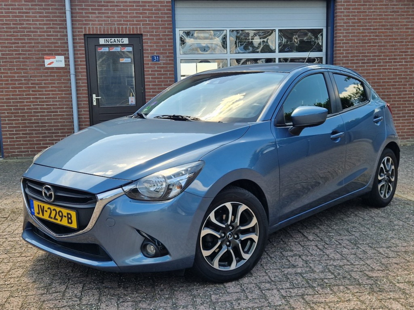 Foto van MAZDA MAZDA2