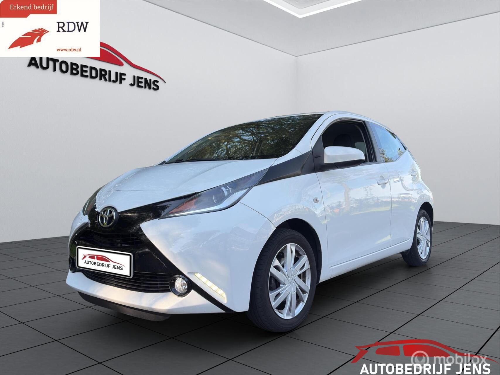 Toyota Toyota Aygo 1.0 VVT-i x-pure 2015 - voorkant