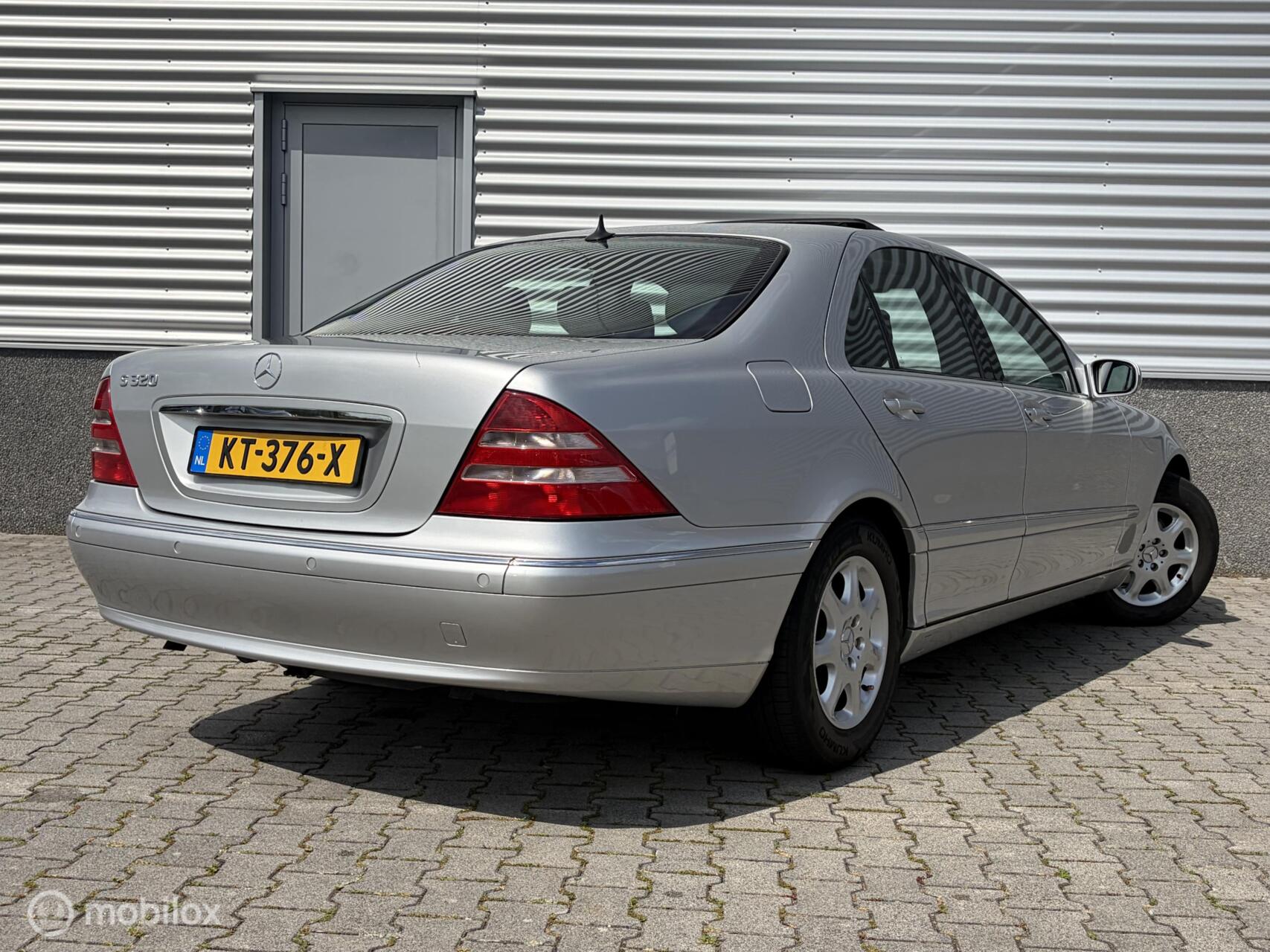 Foto van Mercedes-Benz S 320