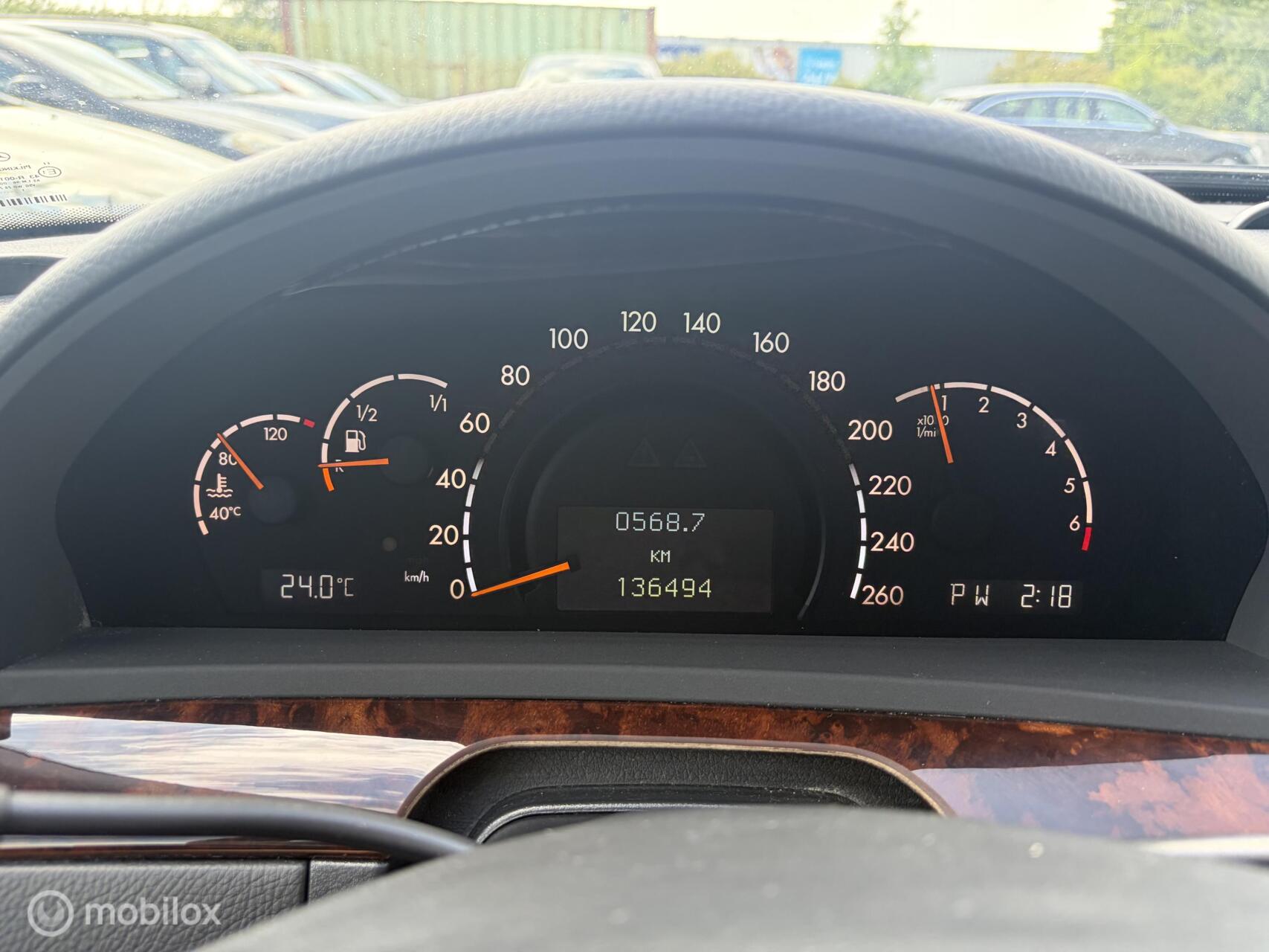 Foto van Mercedes-Benz S 320