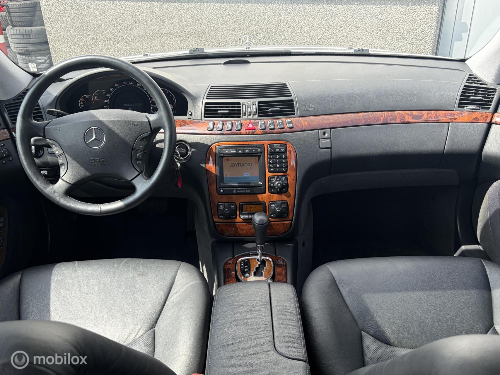Foto van Mercedes-Benz S 320