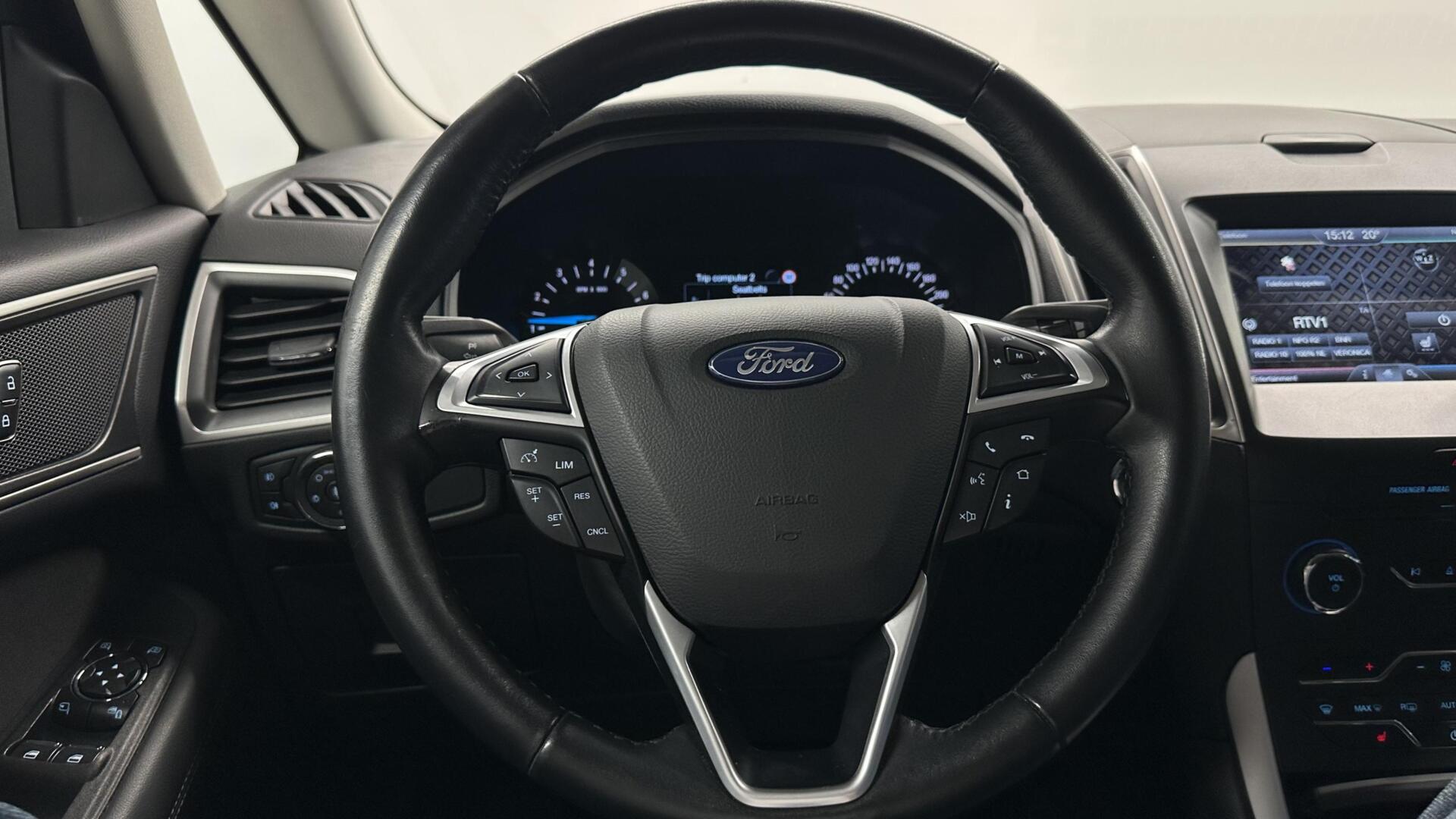 Foto van Ford S-max
