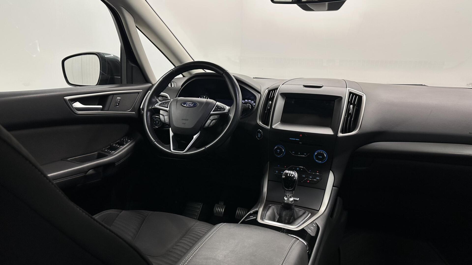 Foto van Ford S-max