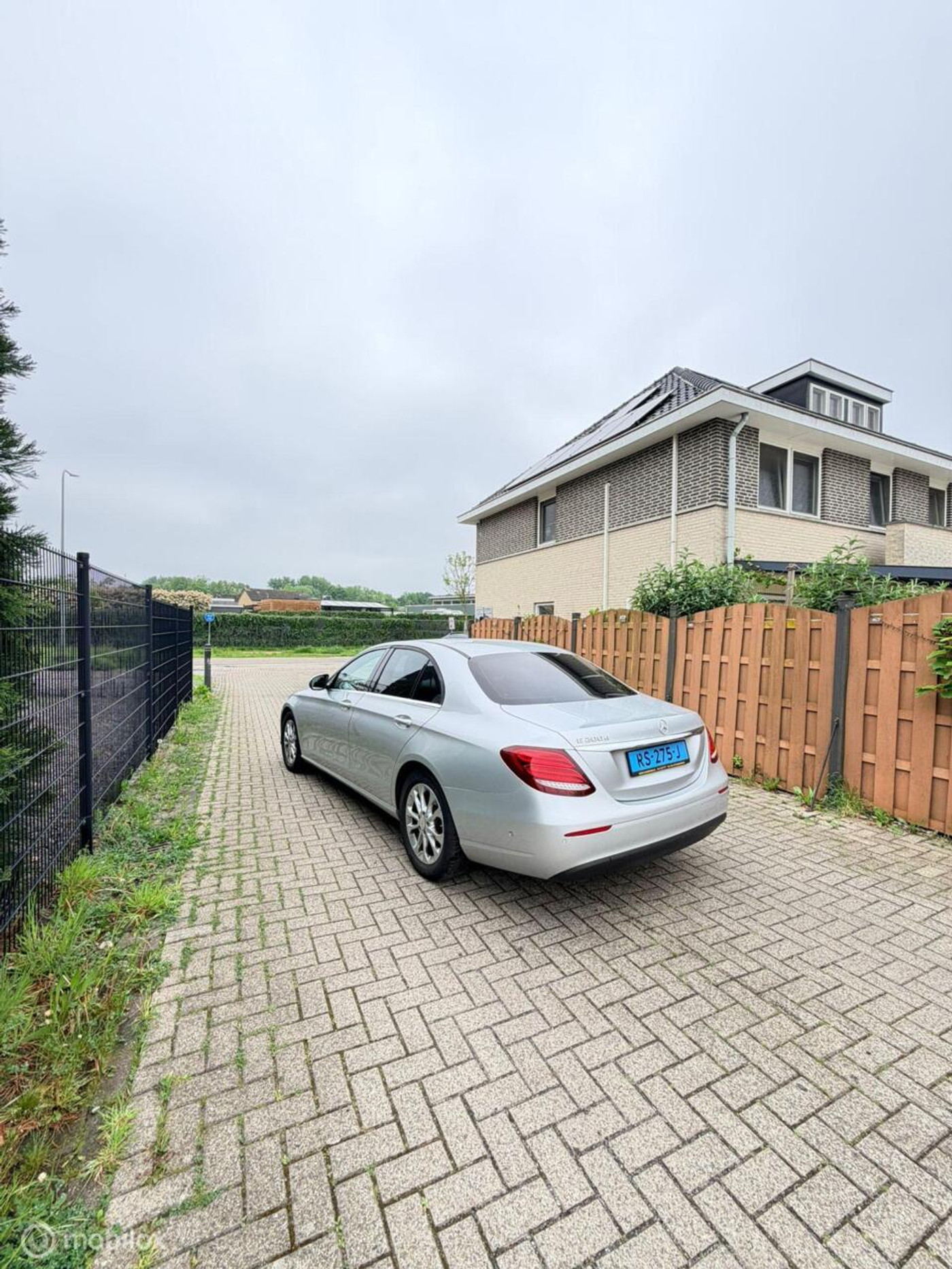 Foto van Mercedes-Benz E 220 D