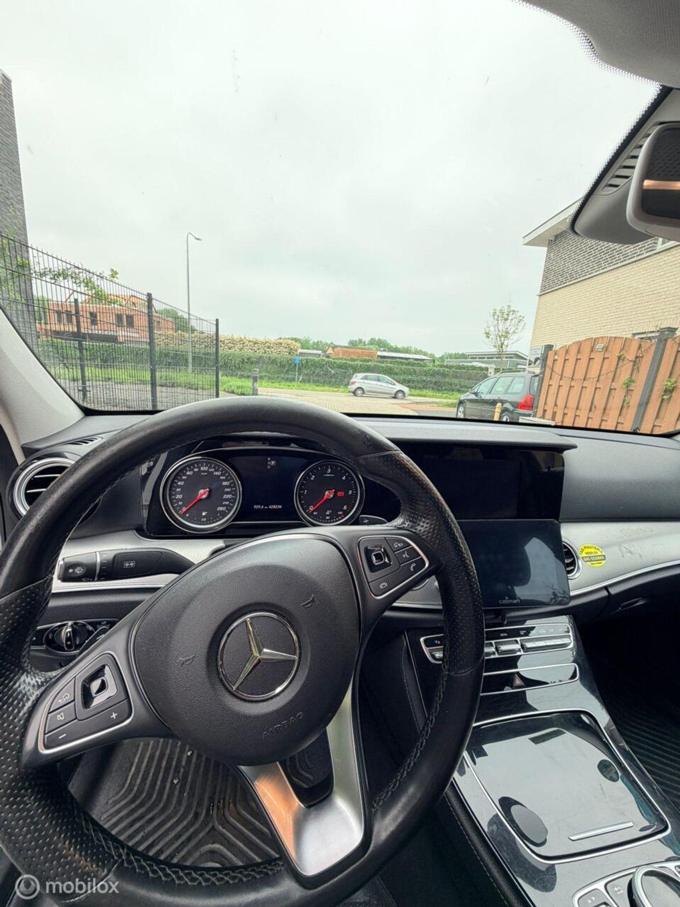 Foto van Mercedes-Benz E 220 D