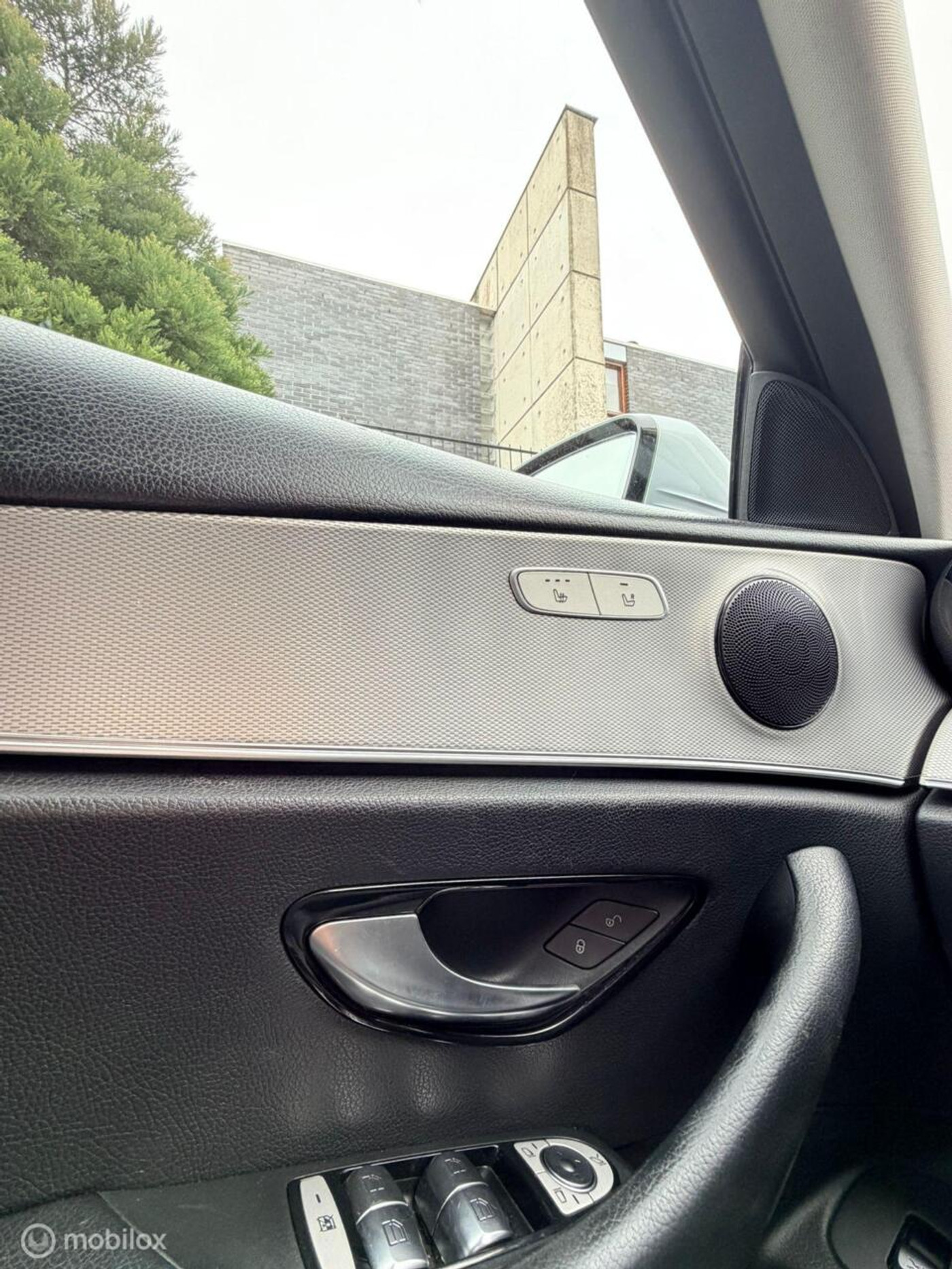 Foto van Mercedes-Benz E 220 D