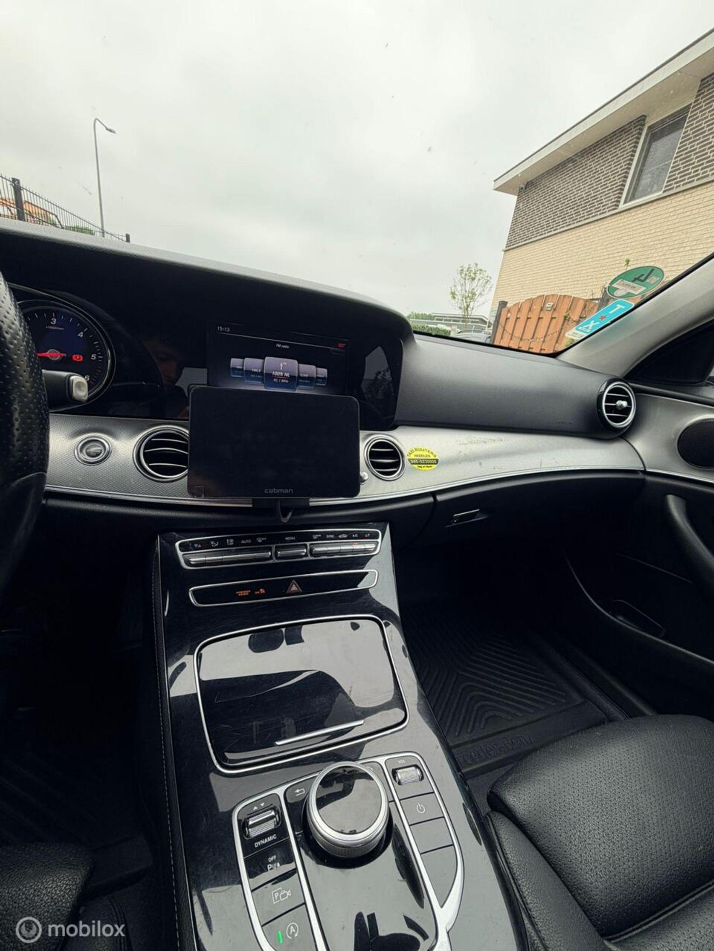 Foto van Mercedes-Benz E 220 D