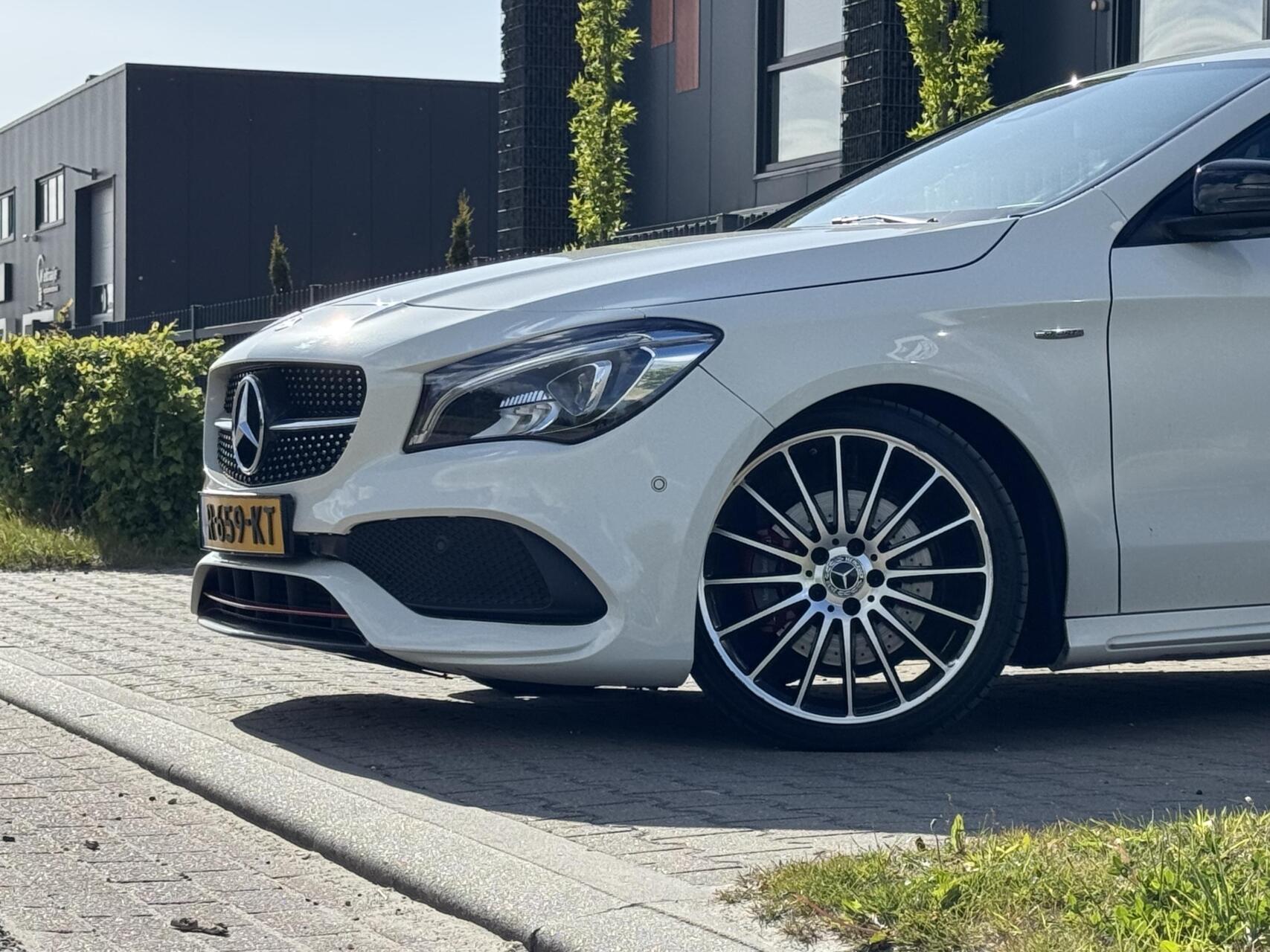 Foto van Mercedes-Benz Cla 250 4Matic