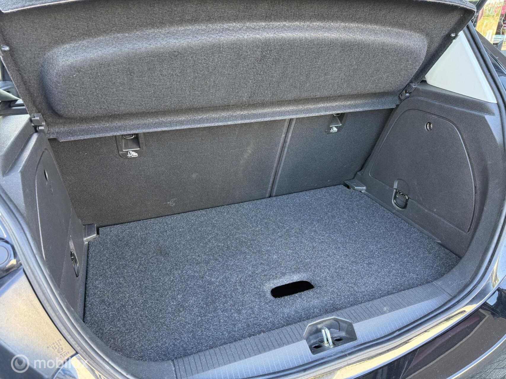 Foto van Opel Corsa-e