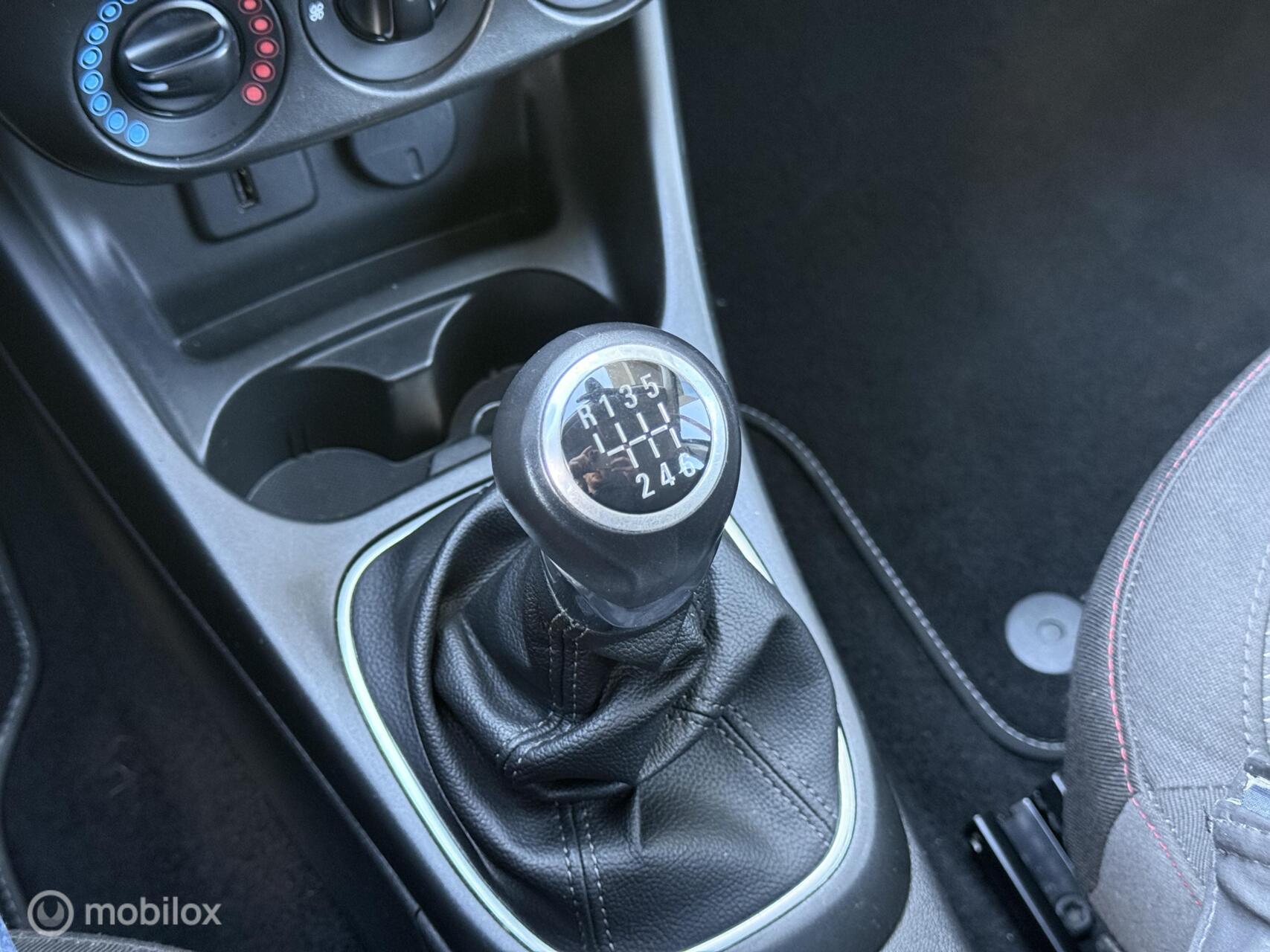 Foto van Opel Corsa-e