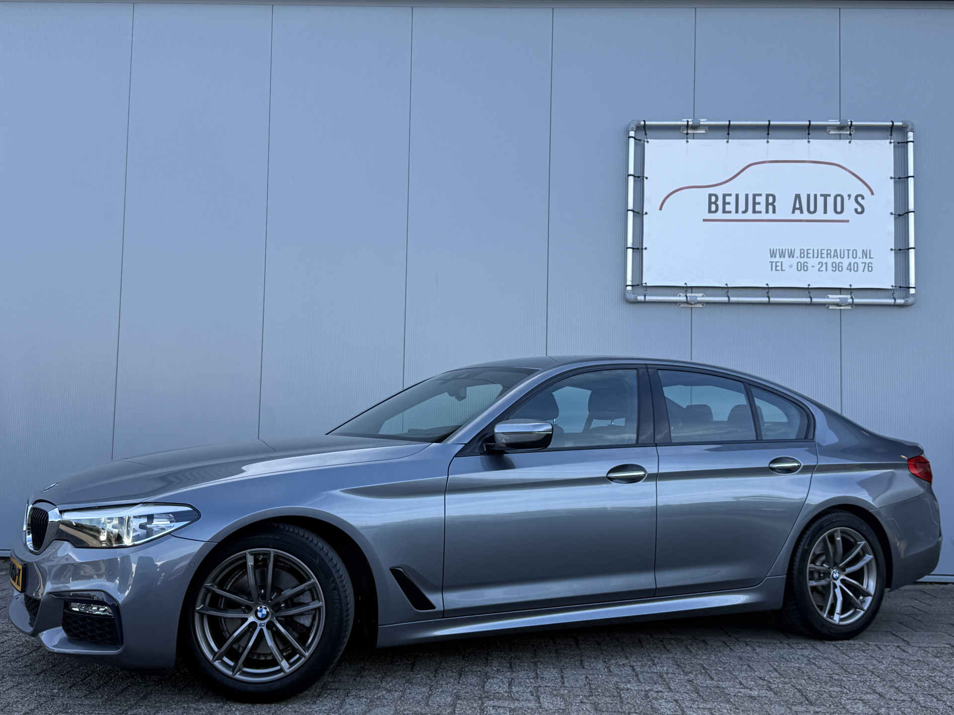 BMW 520i 520i Executive Automaat 2018 - voorkant