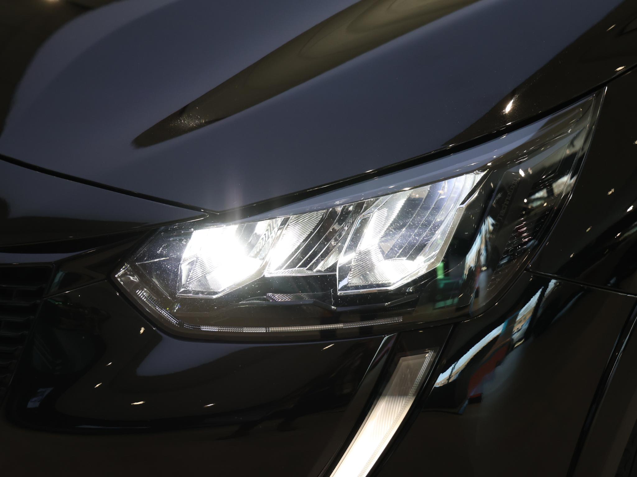 Foto van Peugeot 208