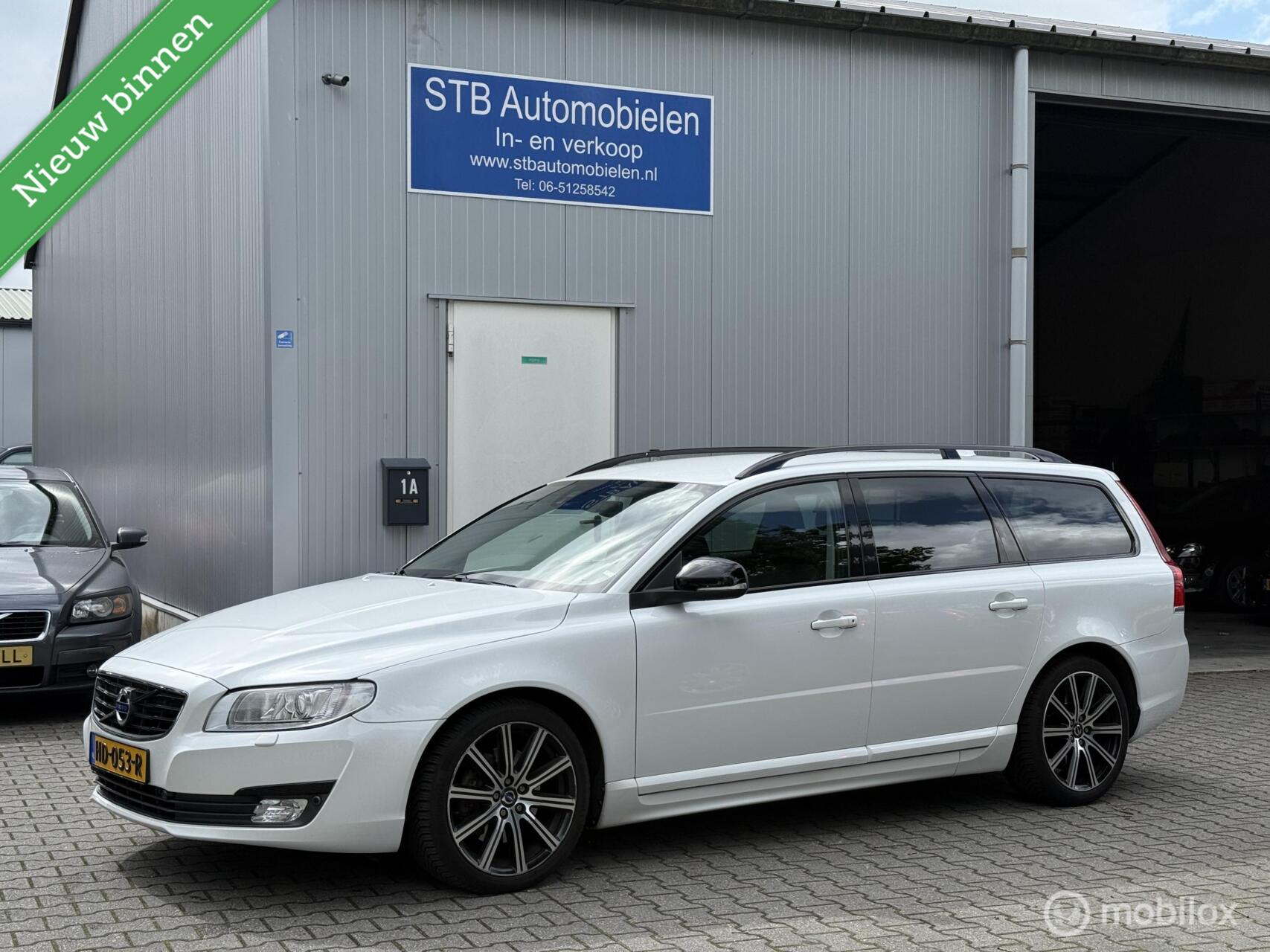 Volvo V70 2.0 D3 Summum, 5 cilinder, automaat 2015 - voorkant