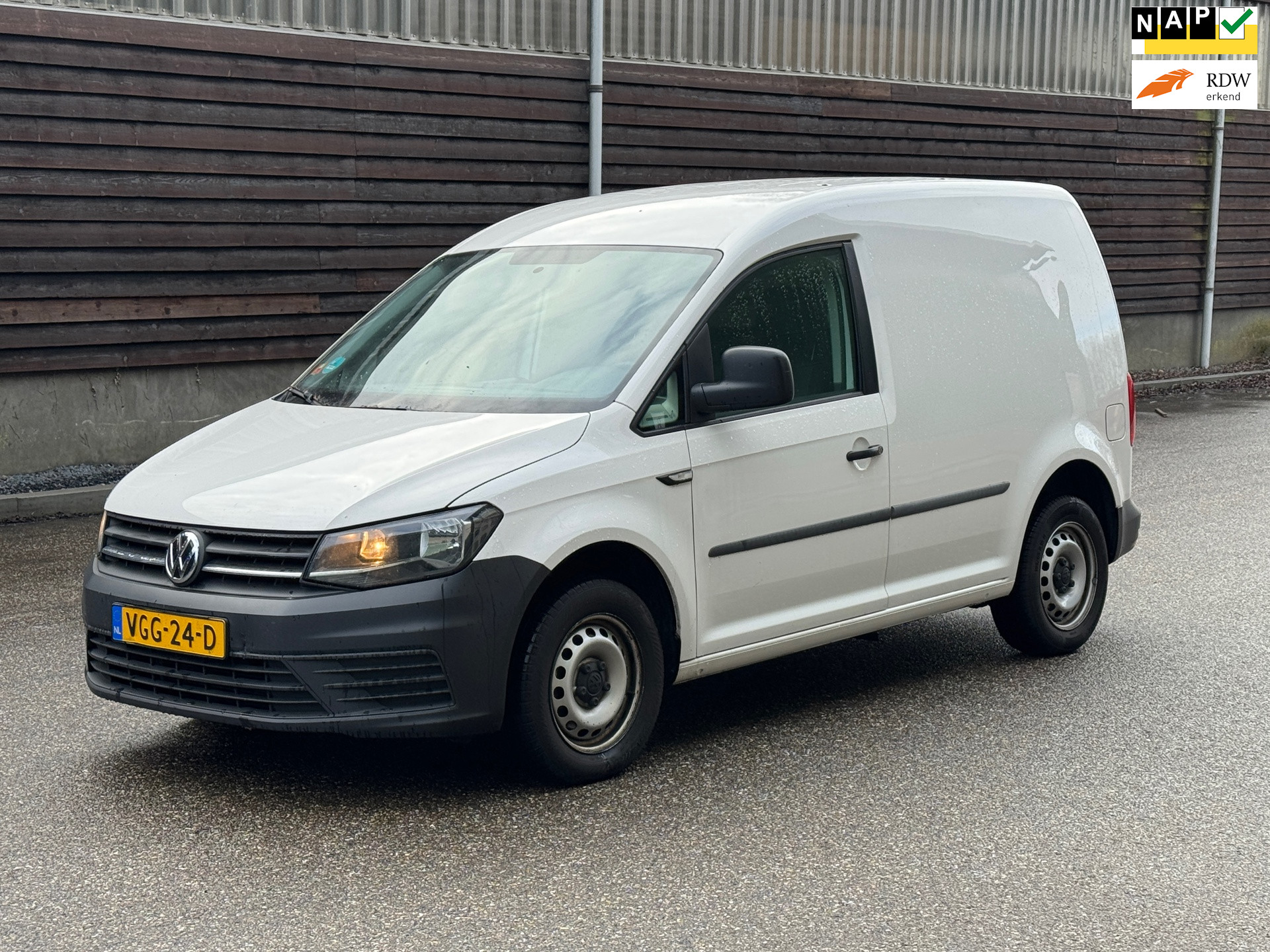 Foto van VOLKSWAGEN CADDY MODIFIED PARTITION WALL