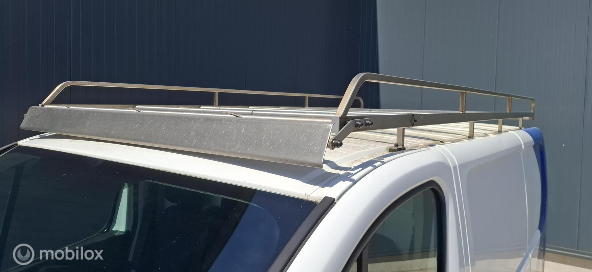 Foto van Opel Vivaro-b