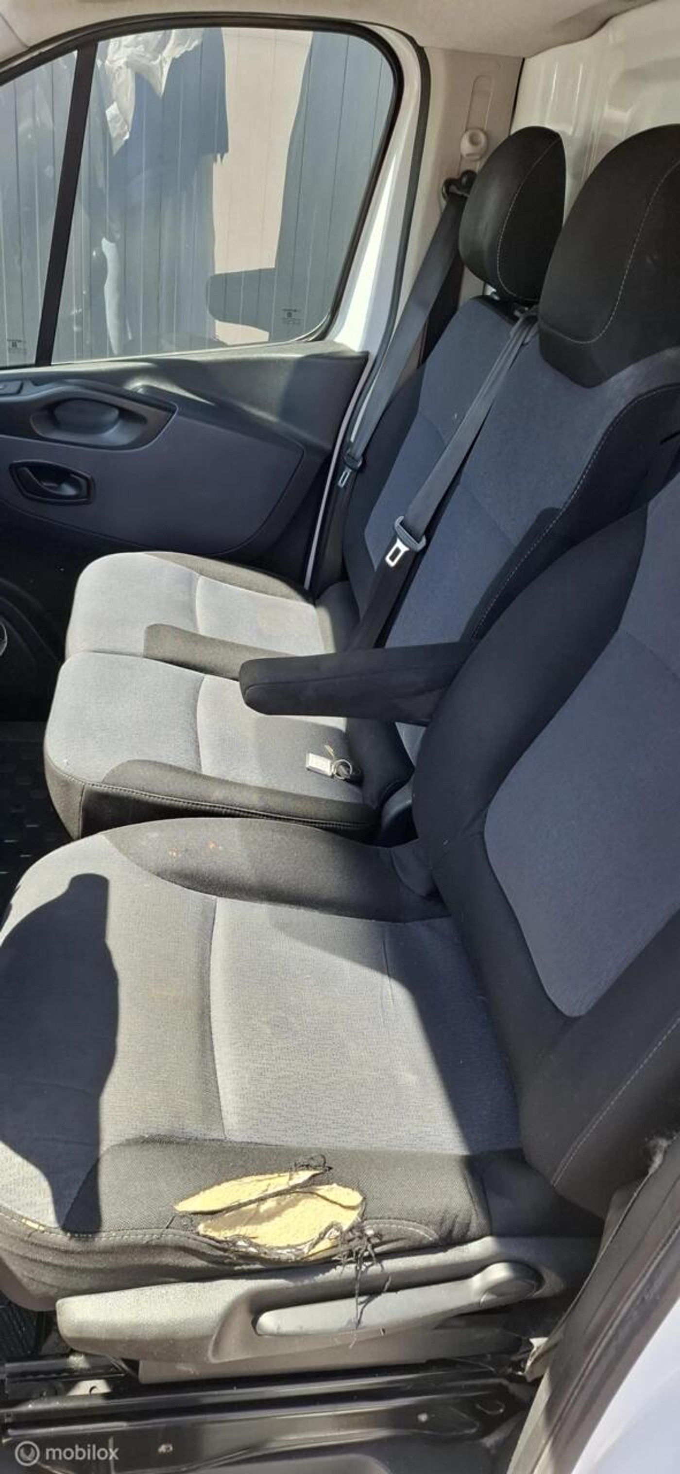 Foto van Opel Vivaro-b