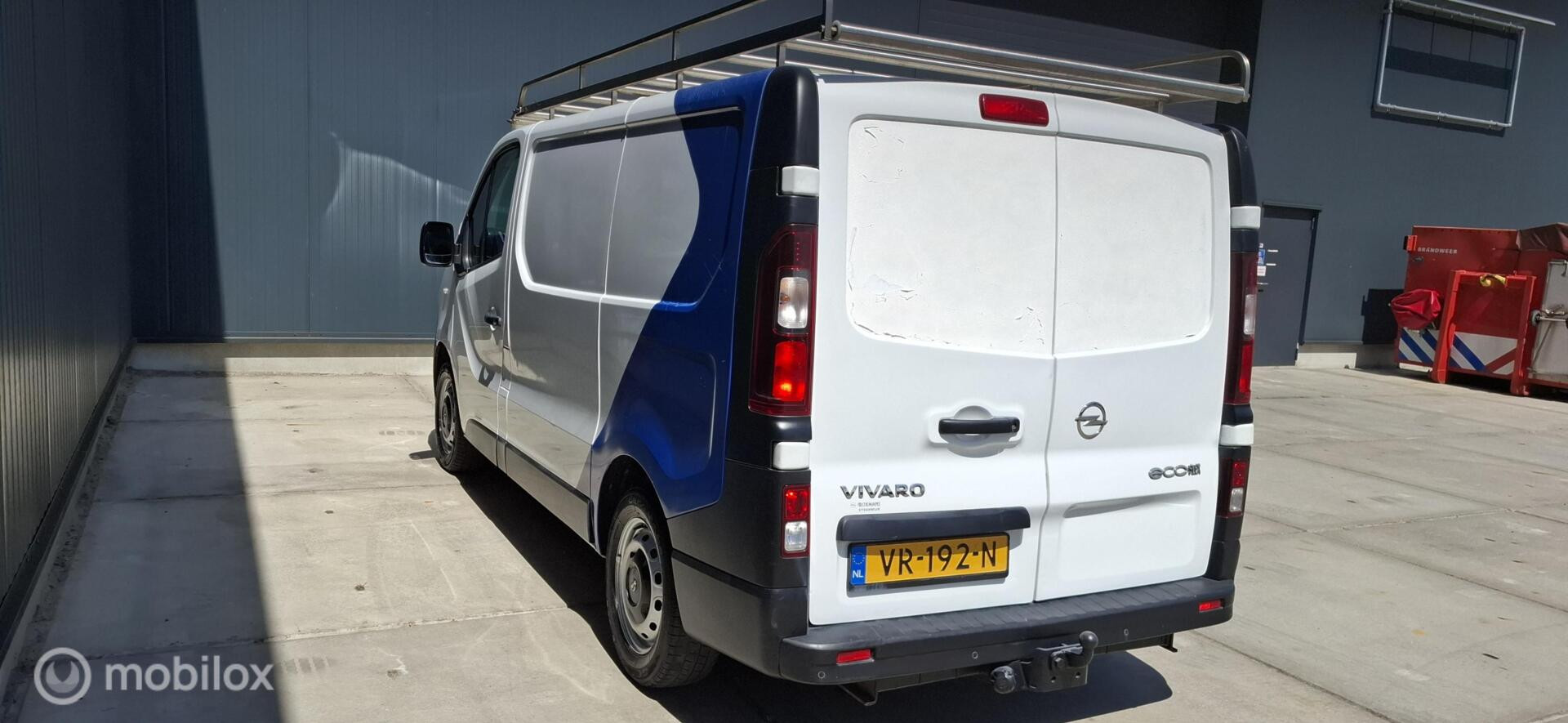 Foto van Opel Vivaro-b