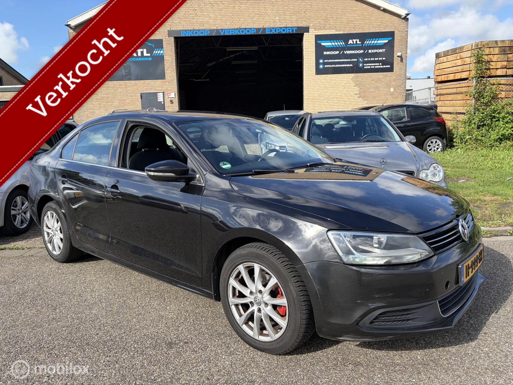 Volkswagen Jetta 1.6 TDI DSG Highline BlueMotion VOLL APK 27 2012 - voorkant