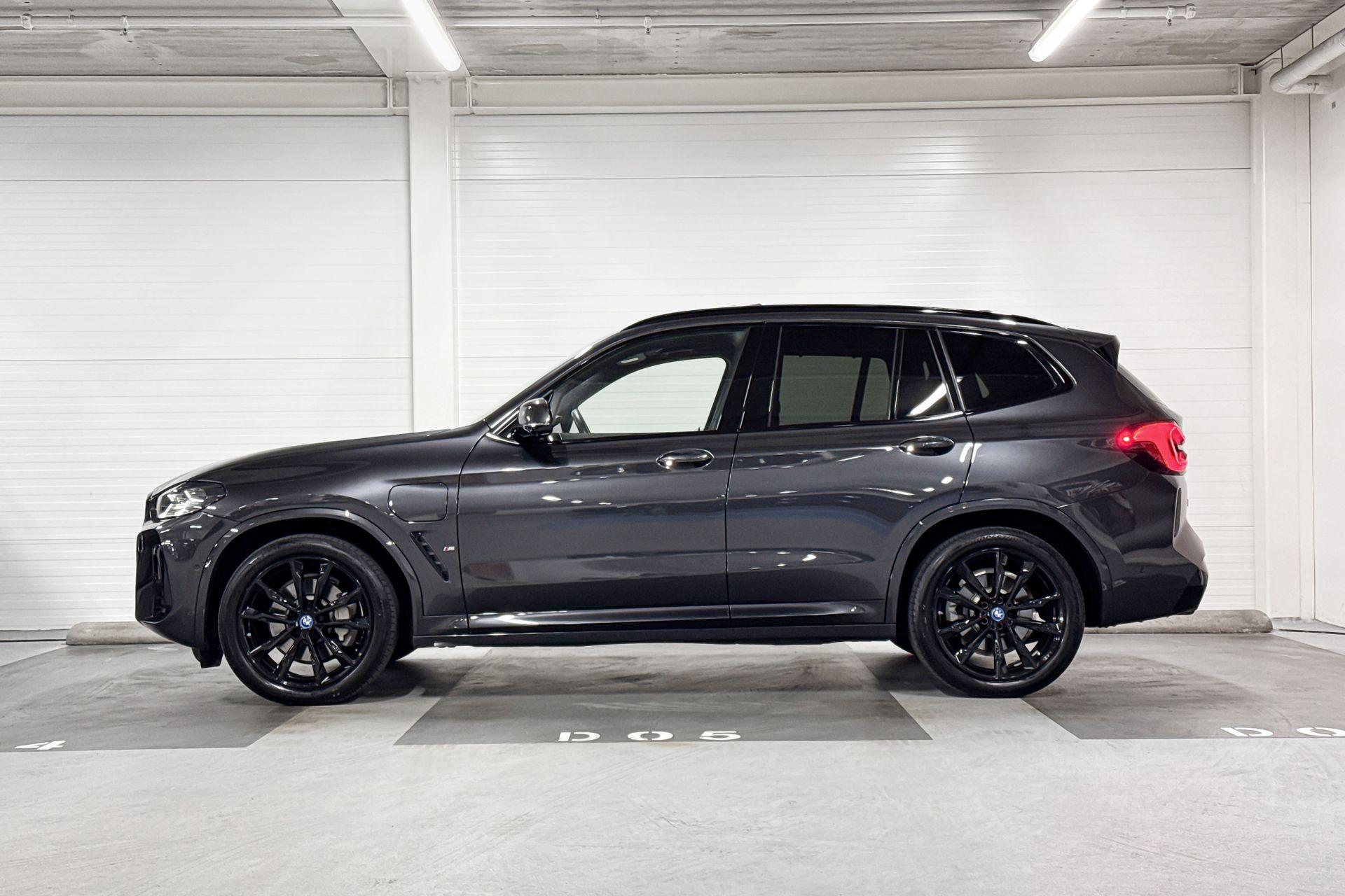 Foto van BMW X3 Xdrive30e